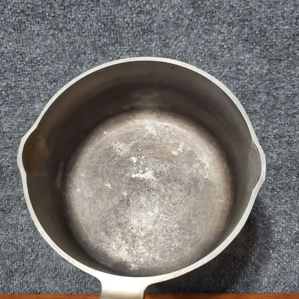 Magnalite Classic 2 Quart Saucepan 4682 Cast Aluminum Pot USA Made No Lid